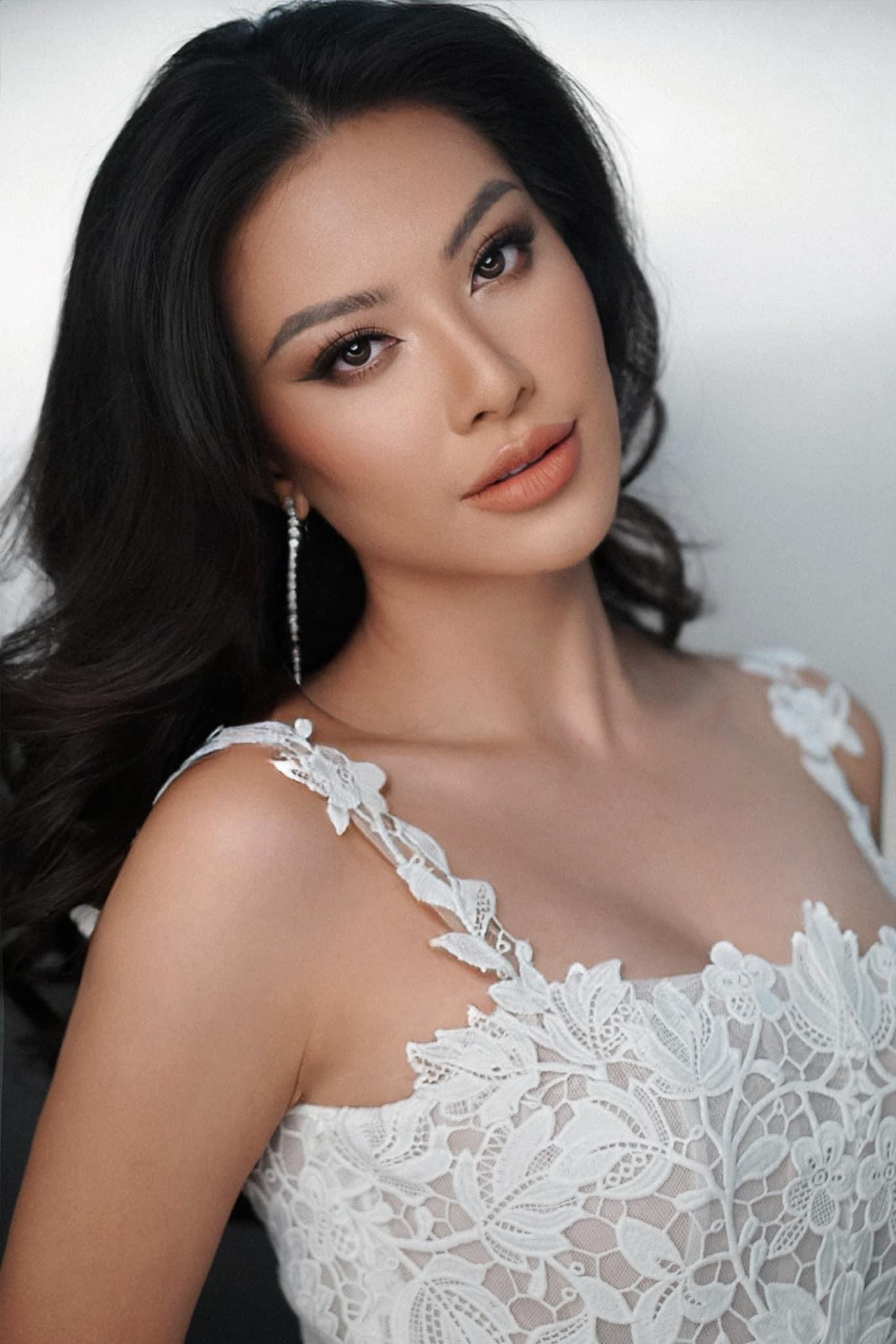 Chuyện học hành của Kim Duyên đang là chủ đề được bàn tán Chuyện học hành của Kim Duyên đang là chủ đề được bàn tán