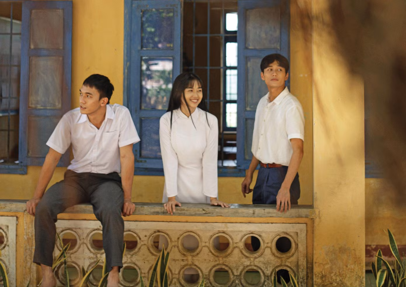 Hành trình trưởng thành đầy ý nghĩa của ba nhân vật Vinh, Miền và Phúc. Hành trình trưởng thành đầy ý nghĩa của ba nhân vật Vinh, Miền và Phúc.