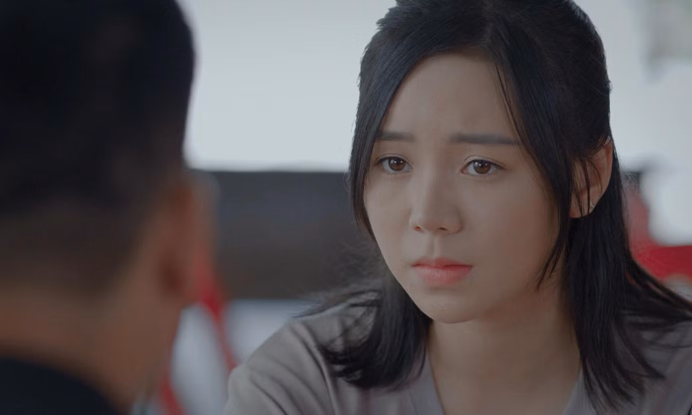 Bộ phim ngày càng trở nên nặng nề Bộ phim ngày càng trở nên nặng nề