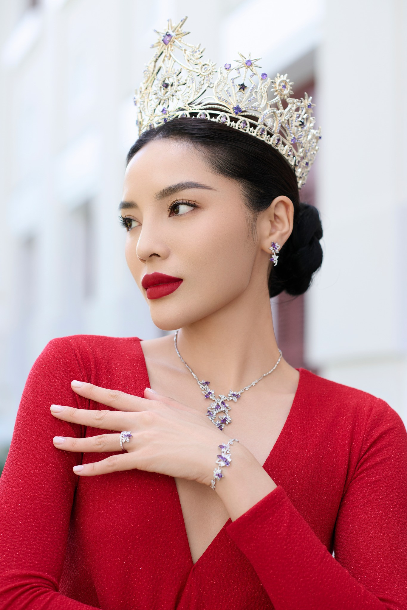 Kỳ Duyên lọt Top 5 thí sinh có đông người theo dõi nhất trên IG. Kỳ Duyên lọt Top 5 thí sinh có đông người theo dõi nhất trên IG.