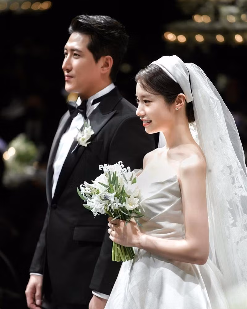 Jiyeon đã vượt qua tổn thương và tìm thấy tình yêu mới.