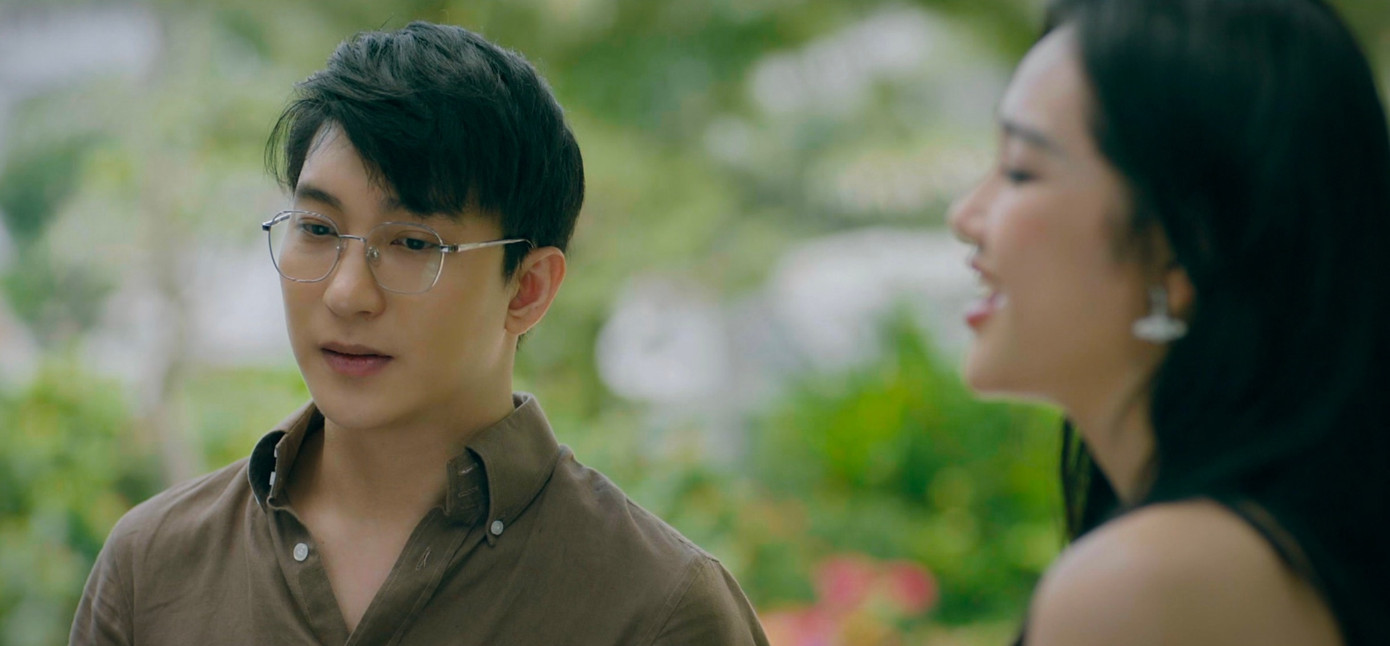 Diễn viên B Trần bị khán giả mắng mỏ vì diễn vai Tùng quá đạt. Diễn viên B Trần bị khán giả mắng mỏ vì diễn vai Tùng quá đạt.