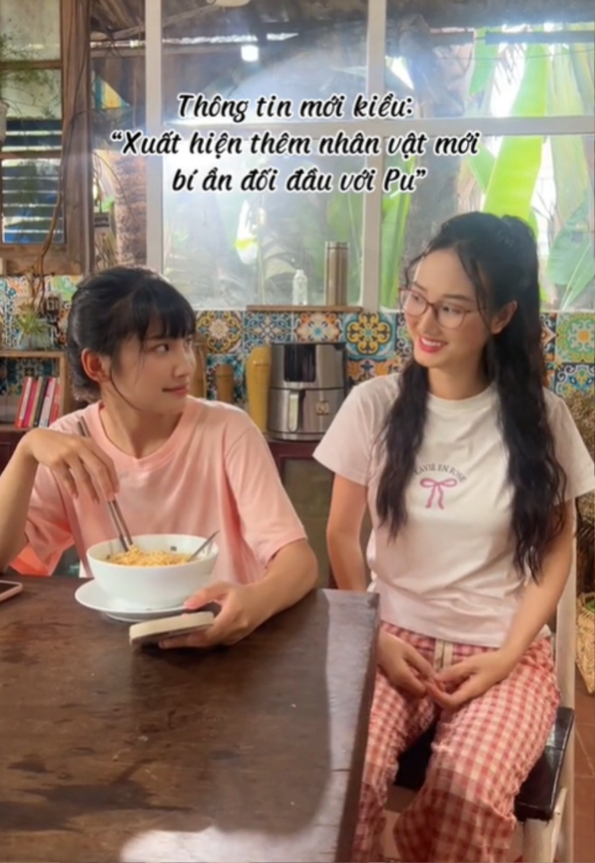 Nhiều khán giả lại thích màu giọng đặc trưng của nhân vật này. Nhiều khán giả lại thích màu giọng đặc trưng của nhân vật này.