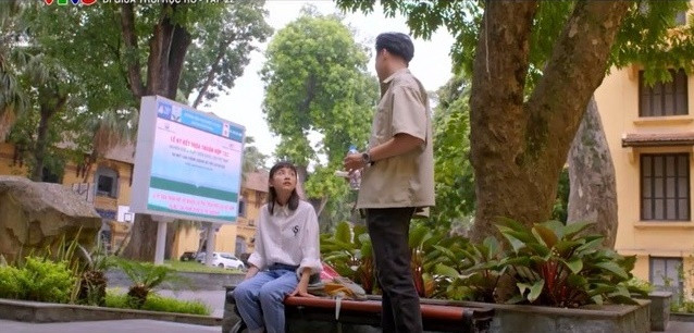 Pu và Thái cũng có dịp gặp nhau ở trường học. Pu và Thái cũng có dịp gặp nhau ở trường học.