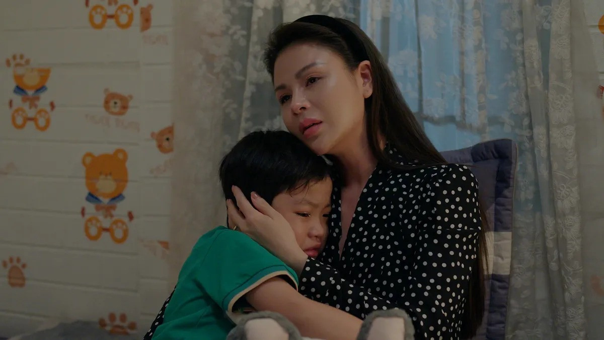 Nhưng diễn xuất của Lương Thu Trang còn bị để ý nhiều hơn. Nhưng diễn xuất của Lương Thu Trang còn bị để ý nhiều hơn.