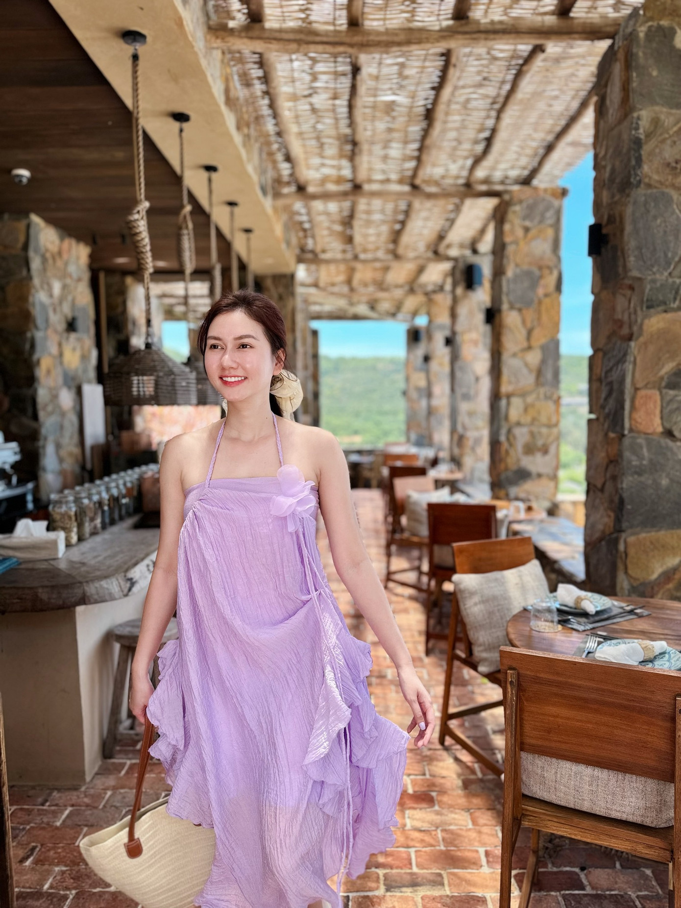 Nữ diễn viên mới lên tiếng đầy bức xúc.