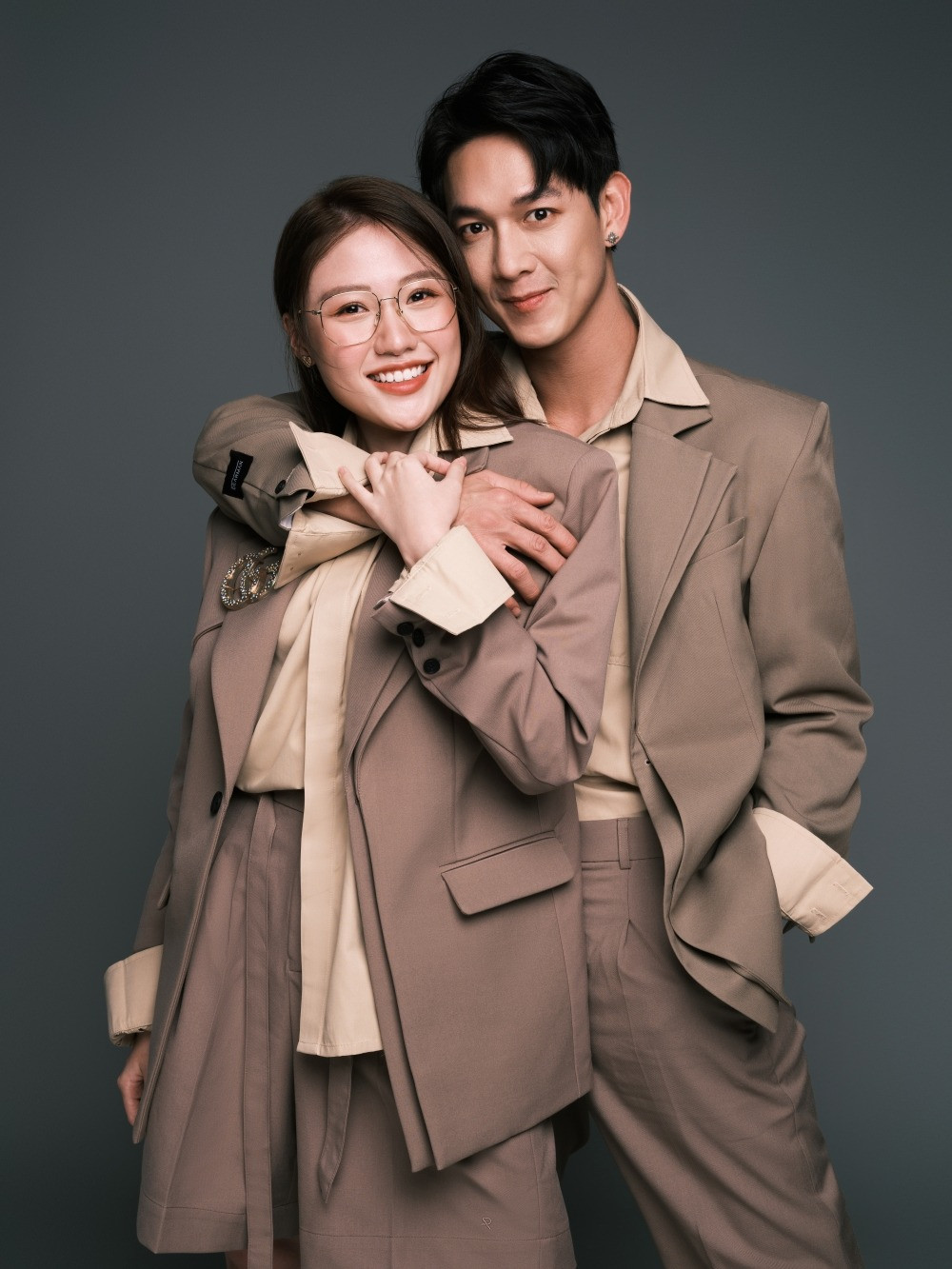 Song Luân cũng chuẩn bị có phim mới Công Tử Bạc Liêu. Song Luân cũng chuẩn bị có phim mới Công Tử Bạc Liêu.