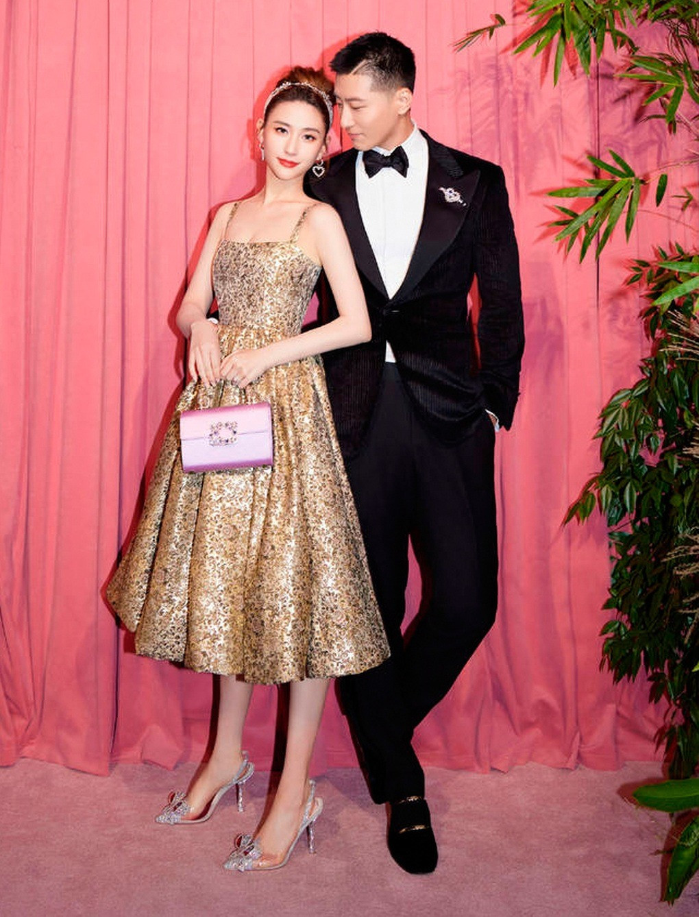 Hai vợ chồng lộ dấu hiệu rạn nứt nhiều tháng qua.