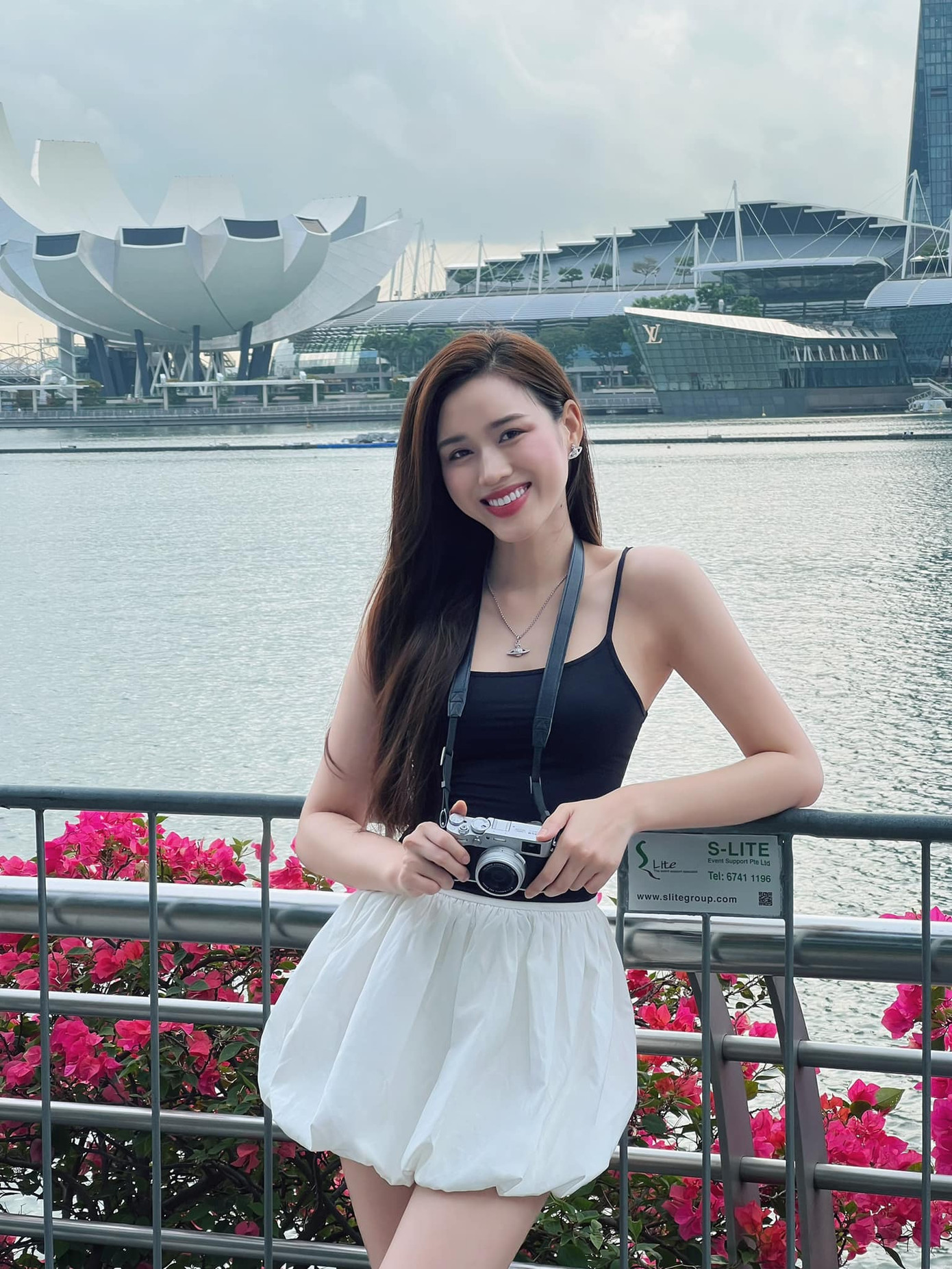 Vì đam mê ăn uống nên Hoa hậu Đỗ Thị Hà chăm chỉ tập luyện để giữ dáng. Vì đam mê ăn uống nên Hoa hậu Đỗ Thị Hà chăm chỉ tập luyện để giữ dáng.