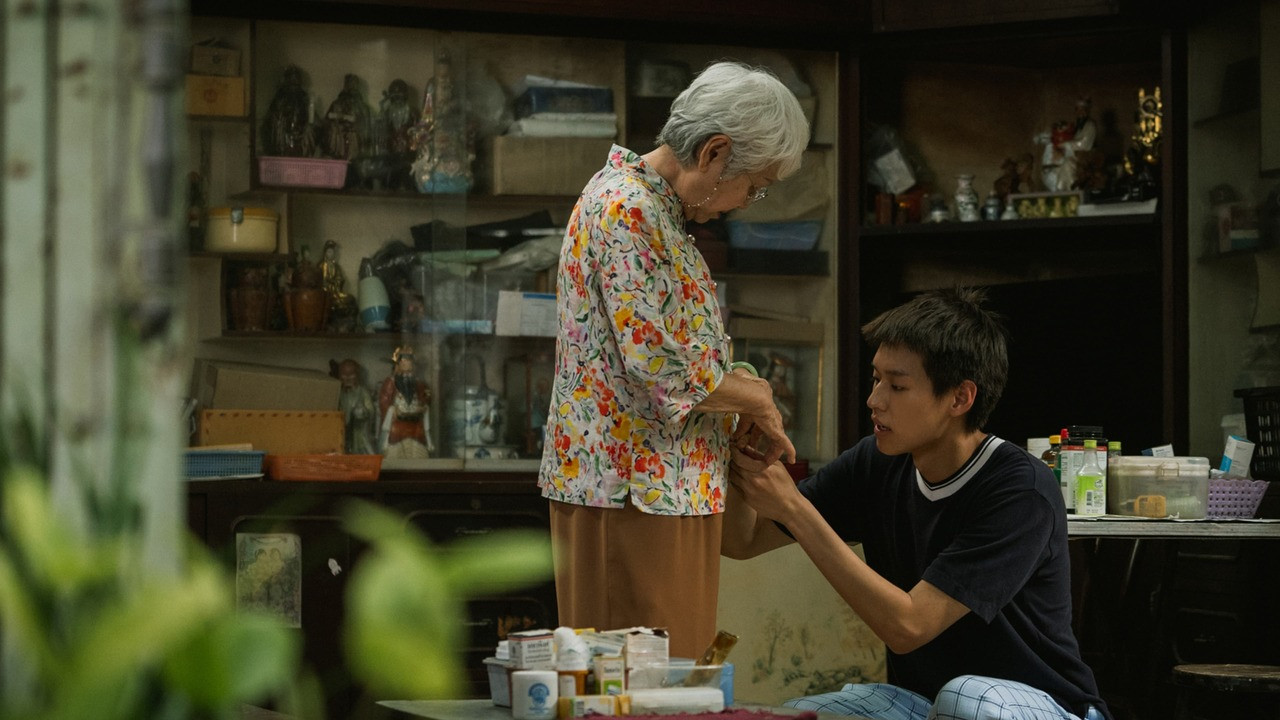 Hóa ra tất cả những gì M làm đều có dụng ý. Hóa ra tất cả những gì M làm đều có dụng ý.