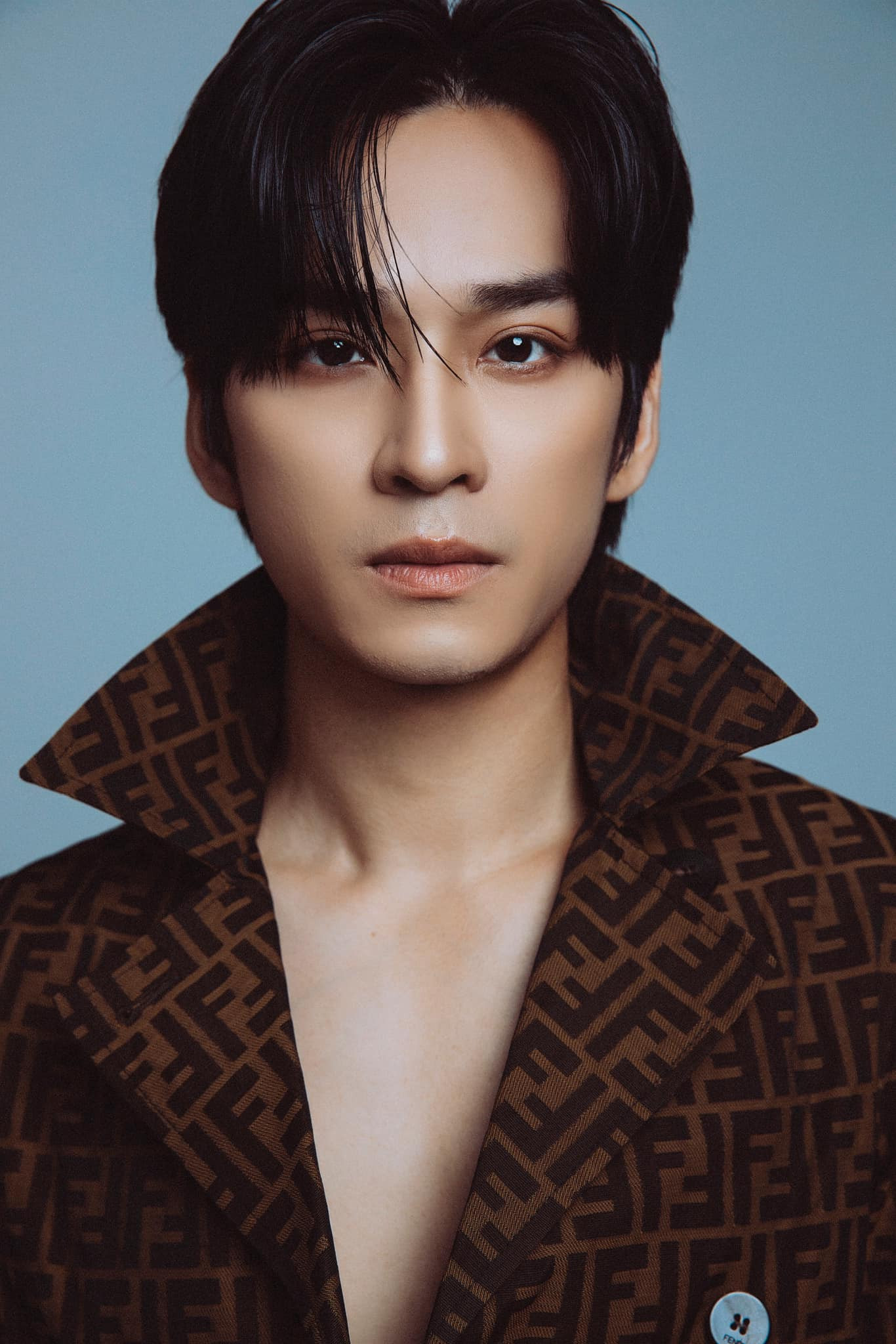 Trần Nghĩa và Thái Vũ cũng rất đẹp trai. Trần Nghĩa và Thái Vũ cũng rất đẹp trai.