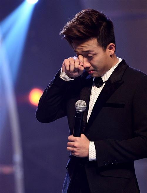 Trấn Thành đã làm rõ về khoản tiền từ thiện cứu trợ miền Trung Trấn Thành đã làm rõ về khoản tiền từ thiện cứu trợ miền Trung