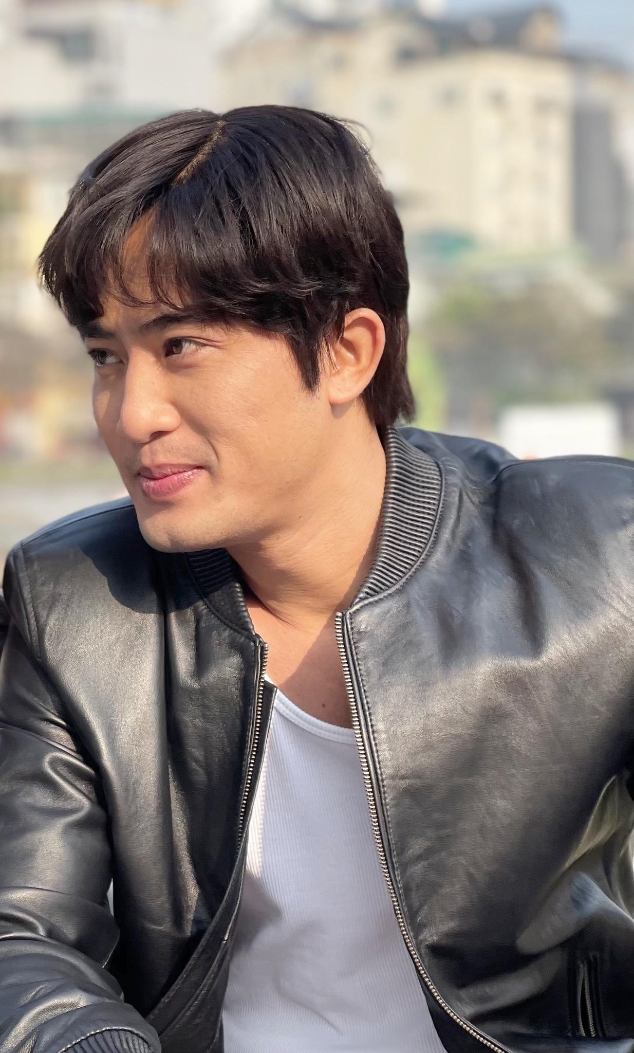 Nam diễn viên phản ứng gay gắt với những bình luận kém duyên. Nam diễn viên phản ứng gay gắt với những bình luận kém duyên.