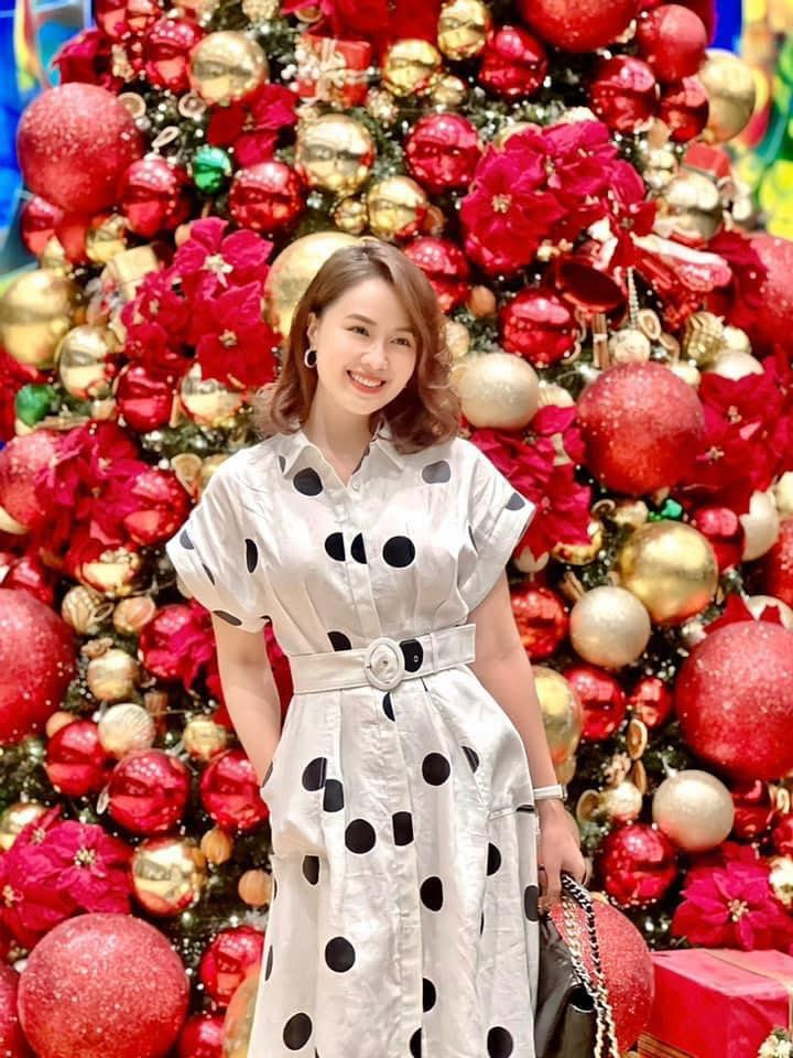 Hồng Diễm khoe tóc mới rất xinh Hồng Diễm khoe tóc mới rất xinh