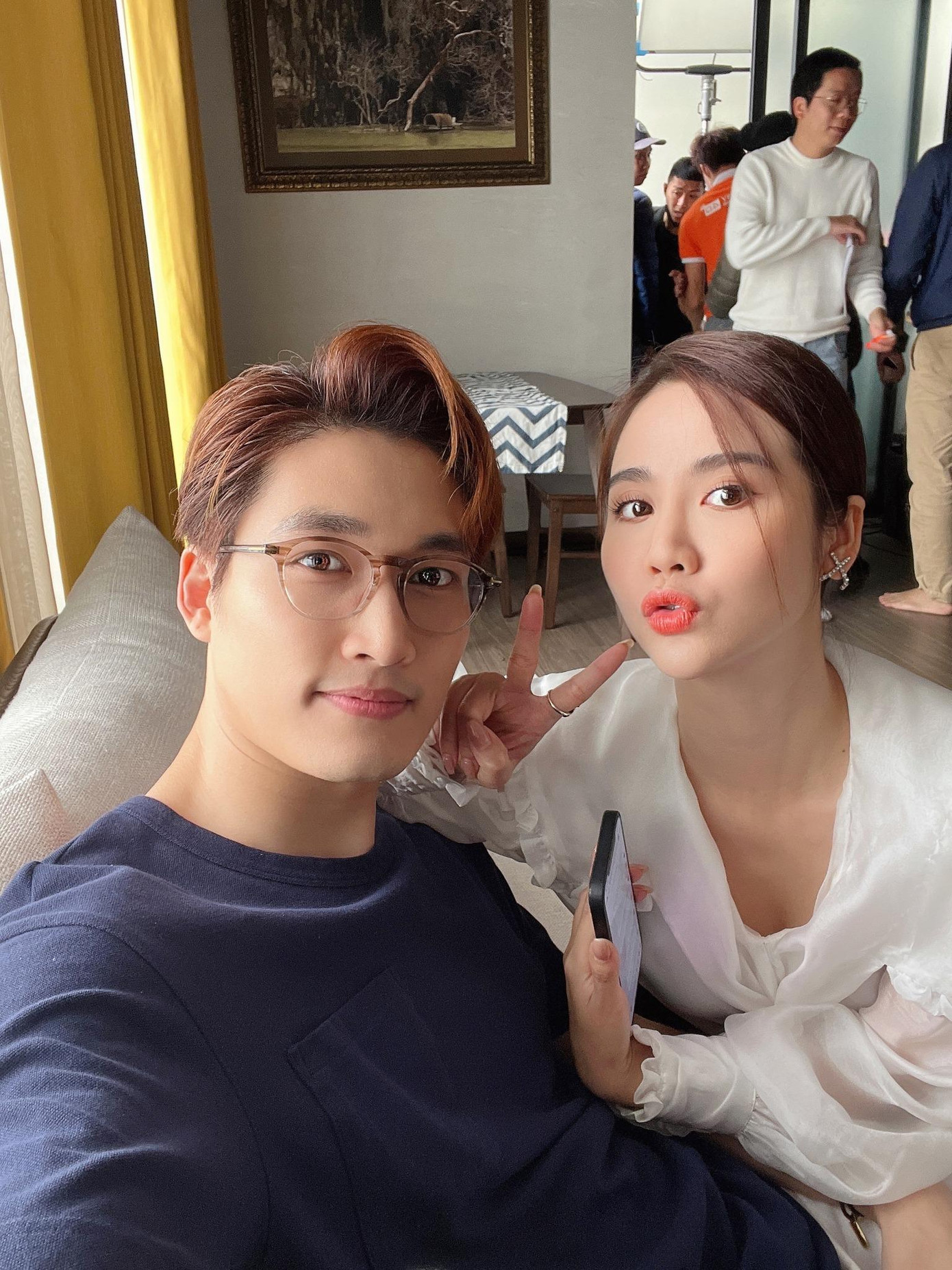 Hai diễn viên ngày càng thân thiết Hai diễn viên ngày càng thân thiết