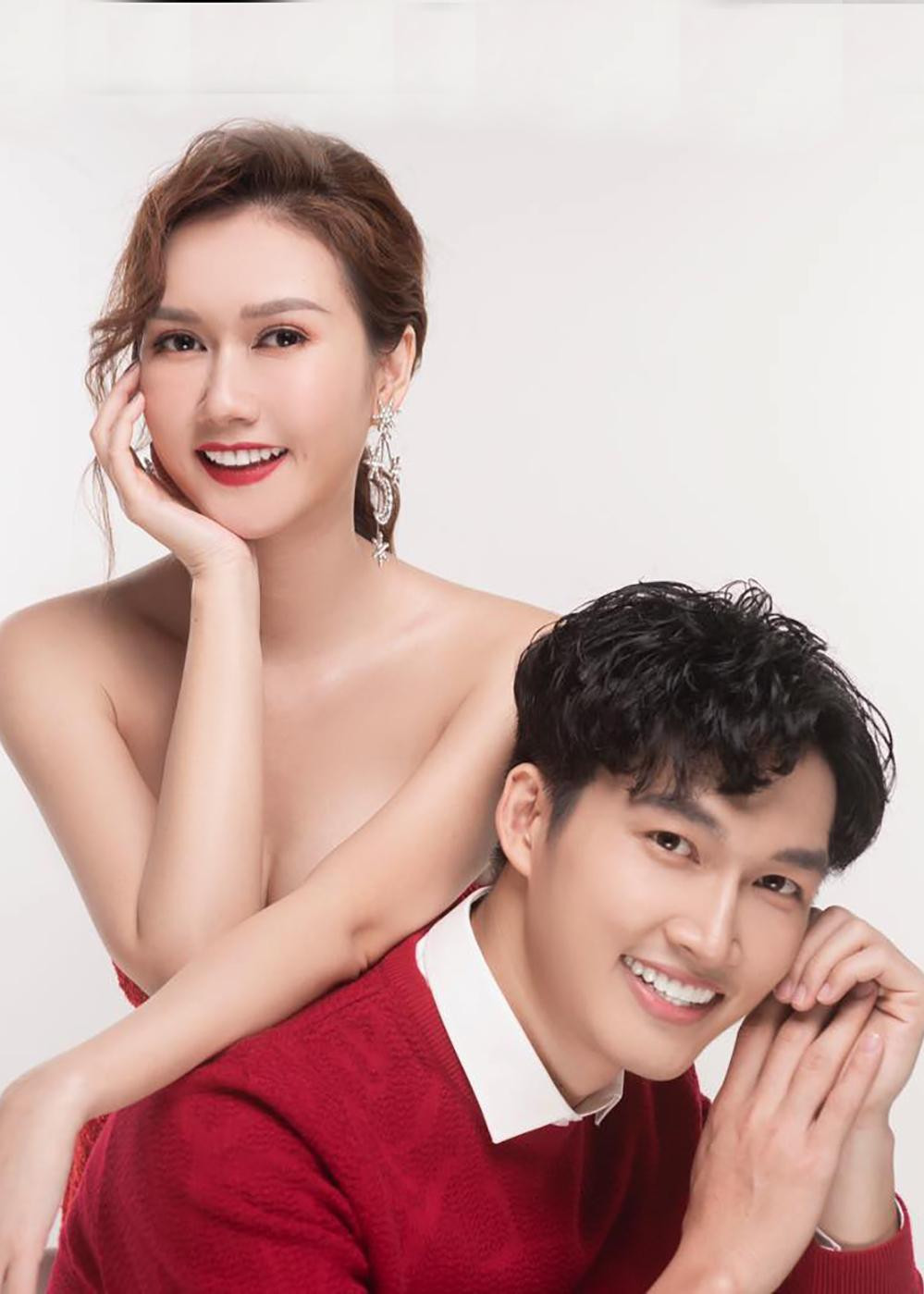 Đình Tú chia tay bạn gái sau nhiều năm hẹn hò. Đình Tú chia tay bạn gái sau nhiều năm hẹn hò.