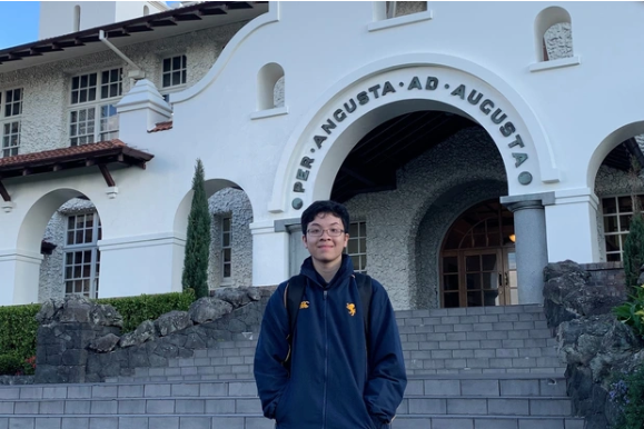 Với Việt Anh, “Be yourself” chính là chìa khóa giúp bạn “ẵm trọn” học bổng. Với Việt Anh, “Be yourself” chính là chìa khóa giúp bạn “ẵm trọn” học bổng.