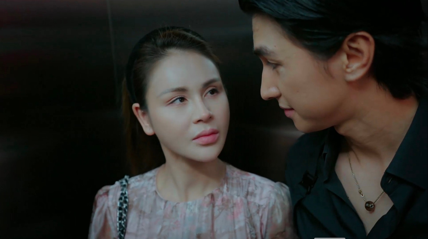 Bình An đóng vai kẻ phá hoại gia đình người khác.