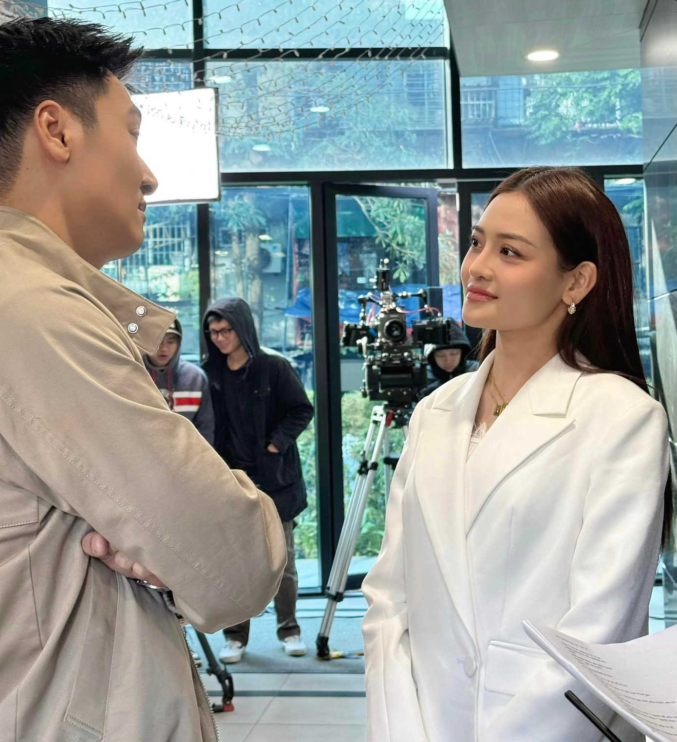 Như Ý luôn yêu thầm Lâm. Như Ý luôn yêu thầm Lâm.