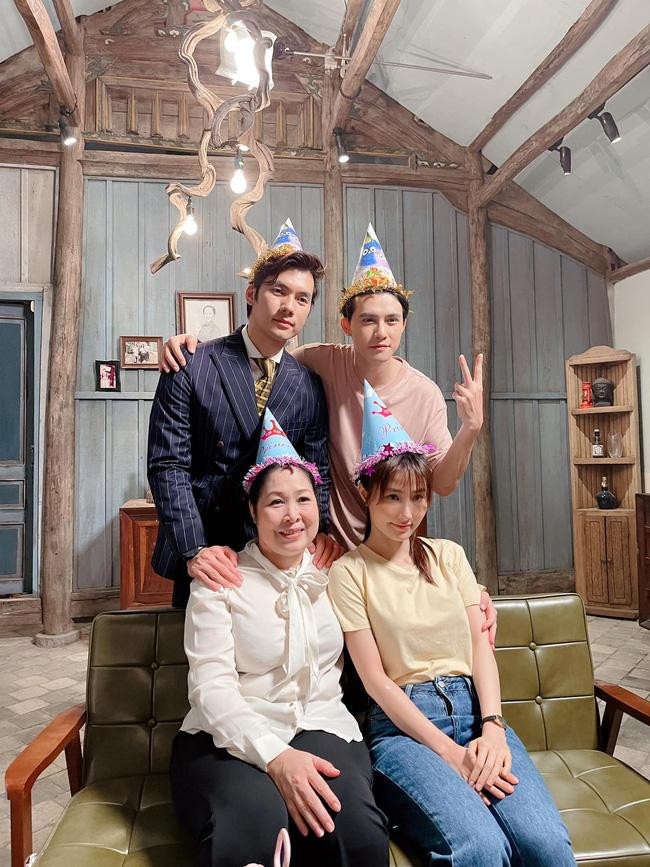 Hóa ra đây là phim Giấc Mơ Của Mẹ Hóa ra đây là phim Giấc Mơ Của Mẹ