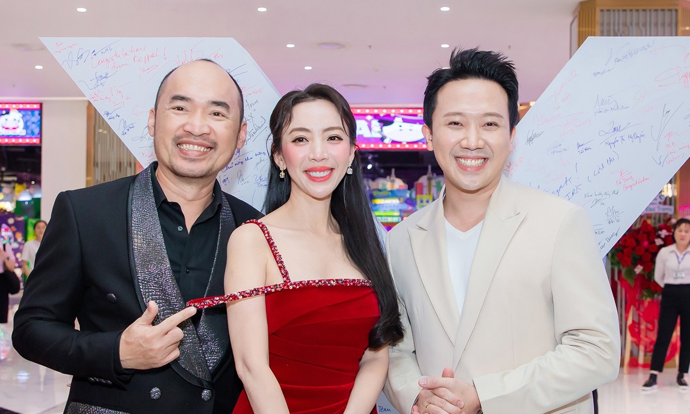 Thu Trang luôn khẳng định xem Trấn Thành như đồng nghiệp giỏi giang. Thu Trang luôn khẳng định xem Trấn Thành như đồng nghiệp giỏi giang.