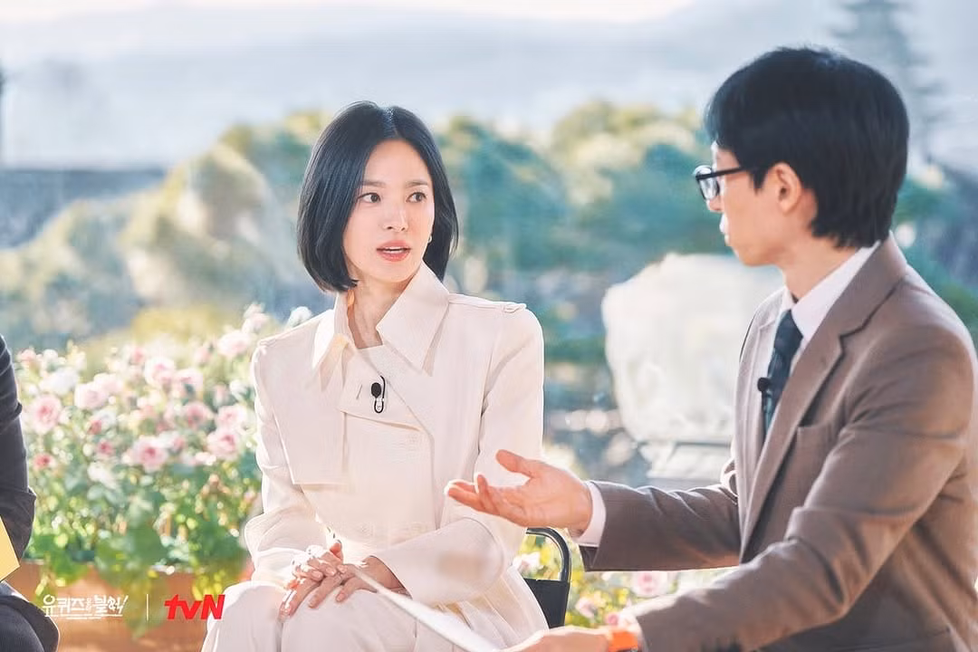 Đã 23 năm rồi Song Hye Kyo mới trở lại show tạp kỹ.