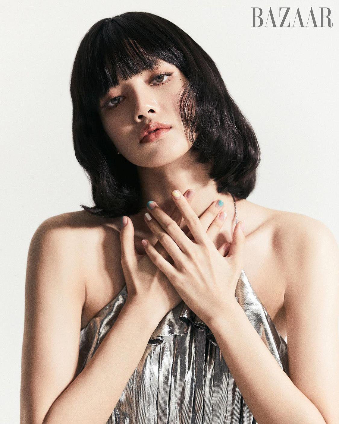 Lisa gặp nhiều may mắn sau khi đổi tên