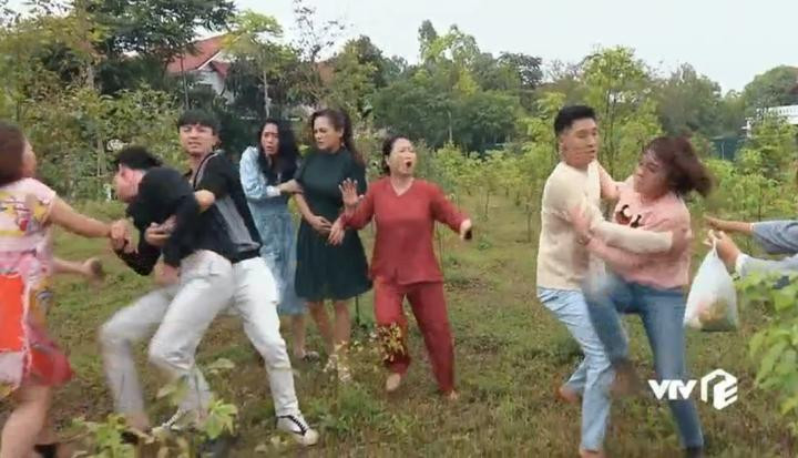 Hẳn khán giả còn nhớ cảnh Nam ra tay trừng trị Dũng