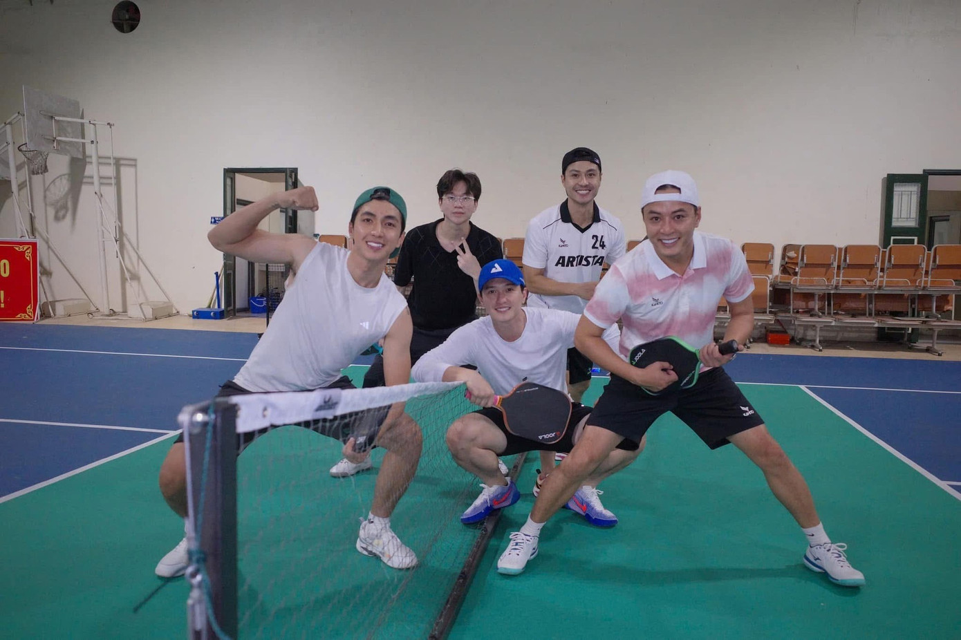 Thanh Sơn khoe ảnh đi chơi pickleball chứ không nhắc gì đến phim mới của Kaity Nguyễn. Thanh Sơn khoe ảnh đi chơi pickleball chứ không nhắc gì đến phim mới của Kaity Nguyễn.