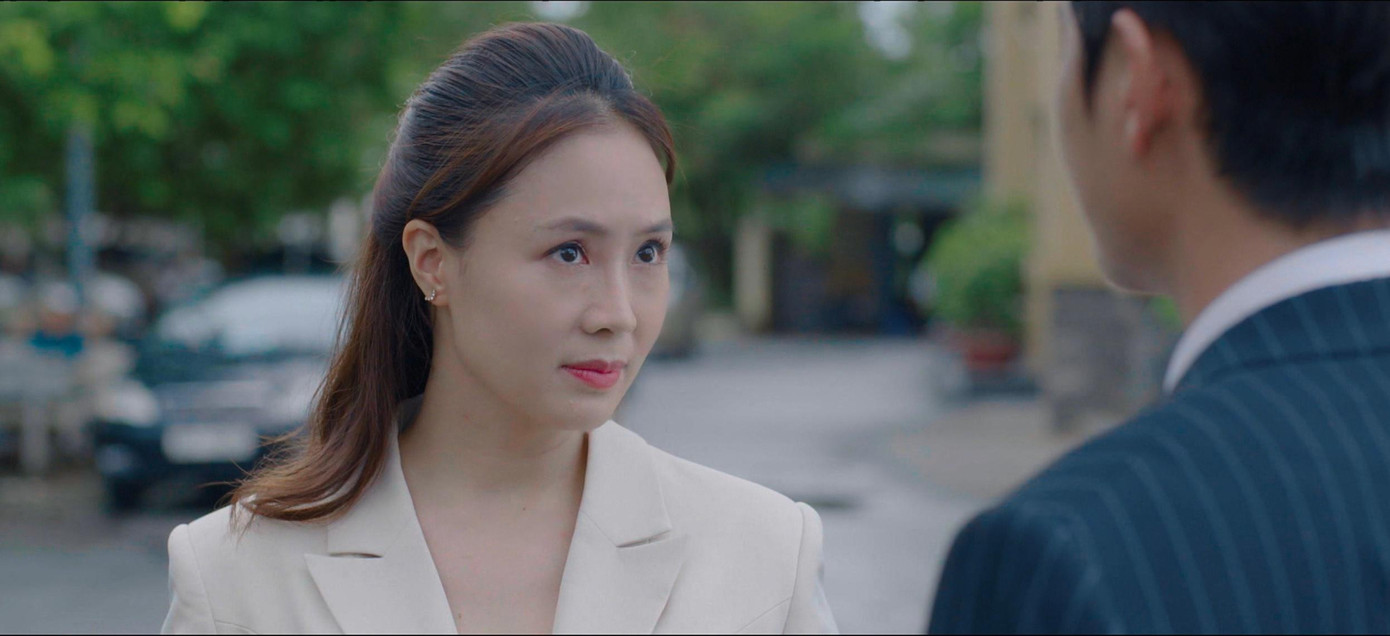 Tạo hình của Hồng Diễm trong phim Hành Trình Công Lý