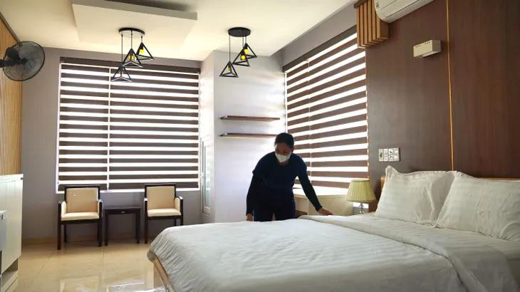 Nhiều cơ sở lưu trú được cải tạo lại không thua kém các khách sạn hạng sang. Nhiều cơ sở lưu trú được cải tạo lại không thua kém các khách sạn hạng sang.