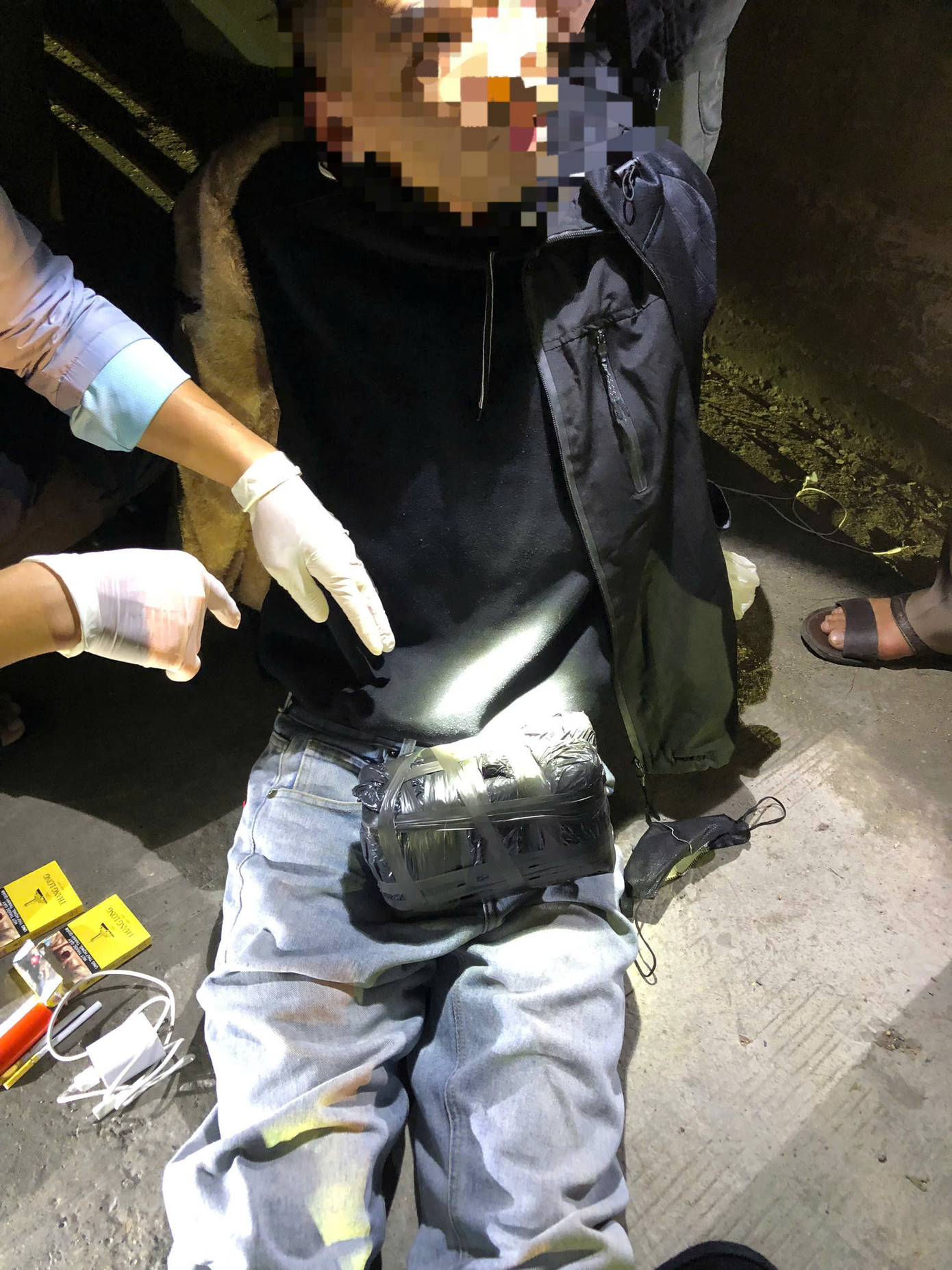 Đối tượng vận chuyển ma túy. Ảnh: CA Đối tượng vận chuyển ma túy. Ảnh: CA