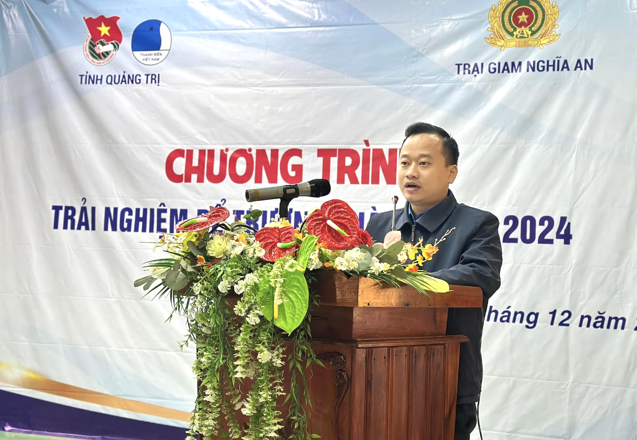 Anh Nguyễn Quốc Toản-Phó Bí thư Tỉnh Đoàn, Chủ tịch Hội LHTN Việt Nam tỉnh Quảng Trị phát biểu tại Chương trình “Trải nghiệm để trưởng thành” năm 2024.
