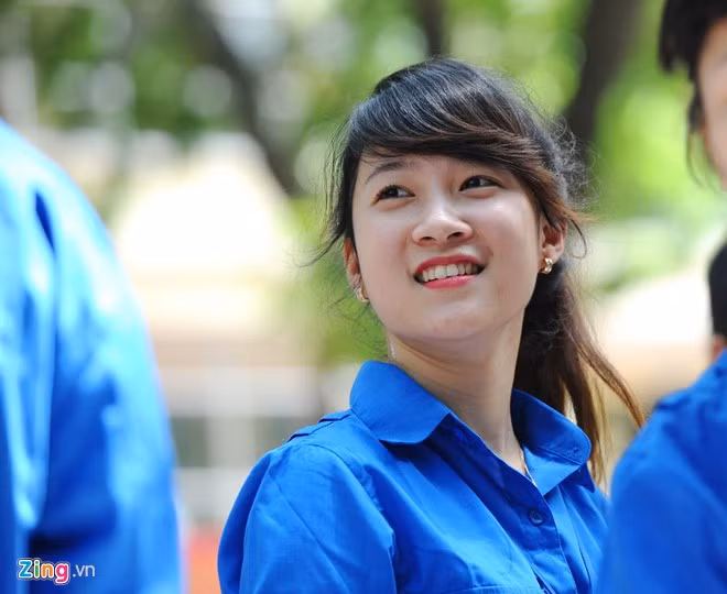 Dàn nữ sinh tình nguyện xinh đẹp của HV Hành chính ảnh 9