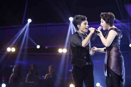 Sau đêm thi này tưởng chừng dừng bước tại đêm bán kết trước hai đối thủ nữ nặng ký là Hoàng Quyên và Bảo Trâm. Nhưng người phải ra về lại là Bảo Trâm còn anh cùng Hoàng Quyên dắt tay nhau vào chung kết