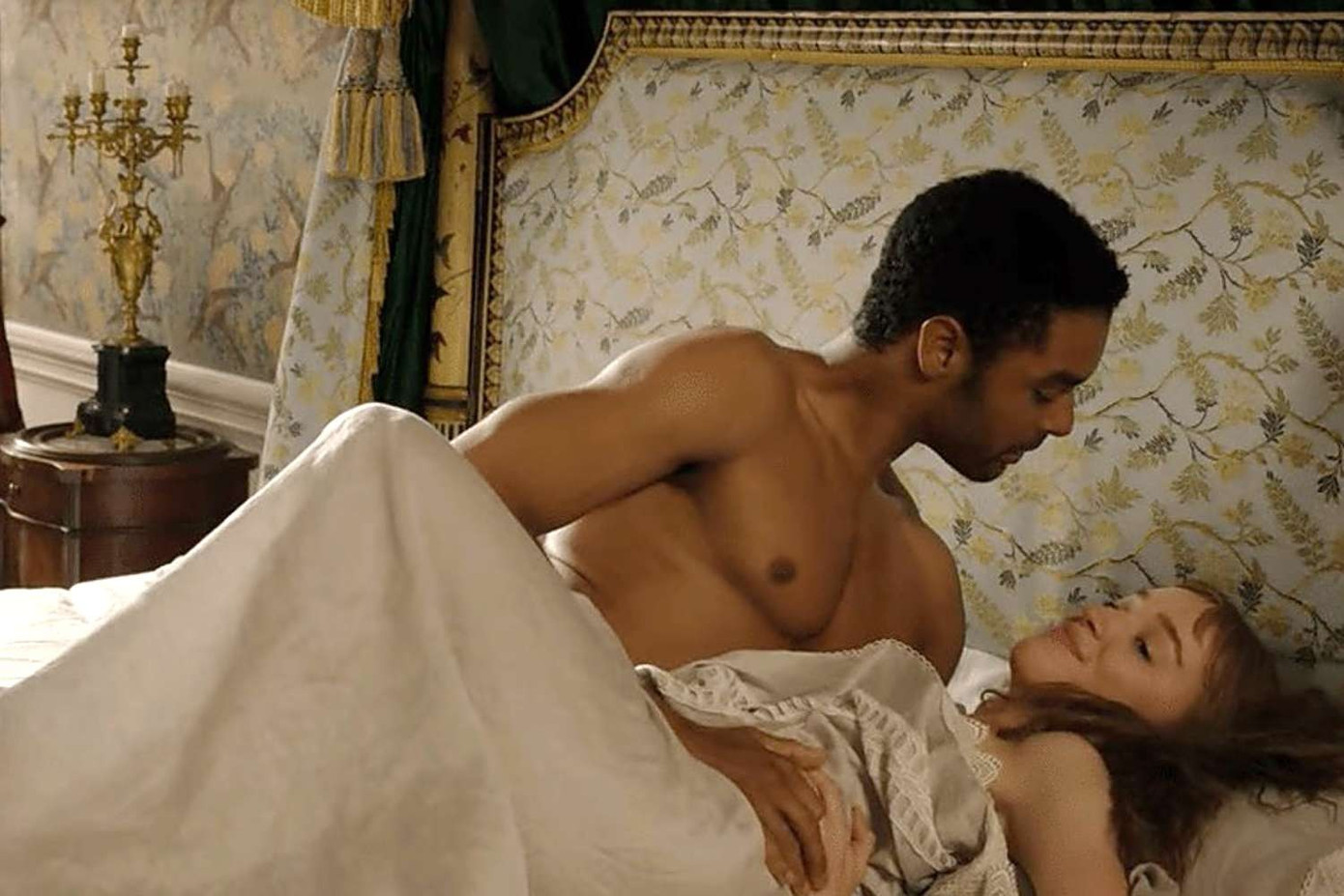 Cảnh sex là một trong những yếu tố hút người xem của Bridgerton. Ảnh: Netflix. Cảnh sex là một trong những yếu tố hút người xem của Bridgerton. Ảnh: Netflix.