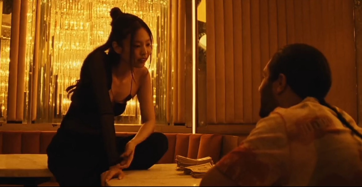 Jennie cho thấy bản chất và động cơ thực sự của nhân vật Dyanne trong phim. Ảnh: The Idol.