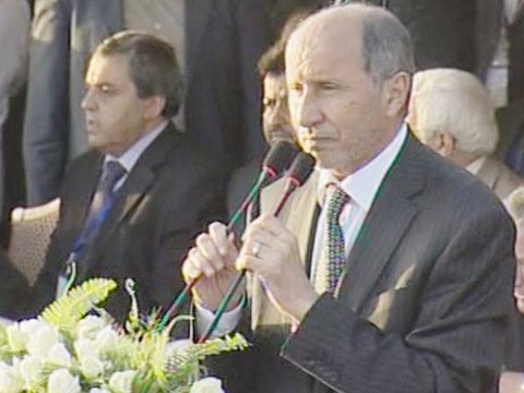 Ông Mustafa Abdul Jalil tuyên bố Libya tự do. Ảnh: BBC. Ông Mustafa Abdul Jalil tuyên bố Libya tự do. Ảnh: BBC