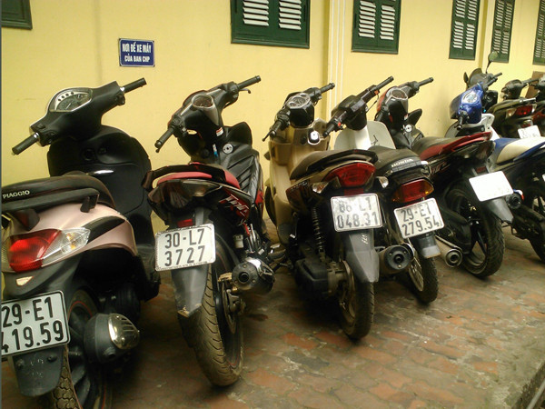 Tang vật các vụ cướp mà các đối tượng đã gây ra