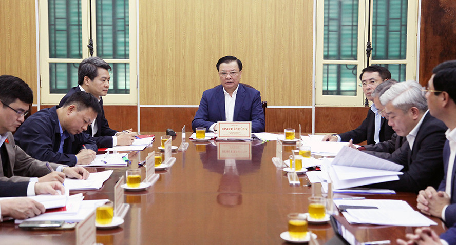 Một buổi tiếp công dân của Bí thư Thành ủy Hà Nội Đinh Tiến Dũng