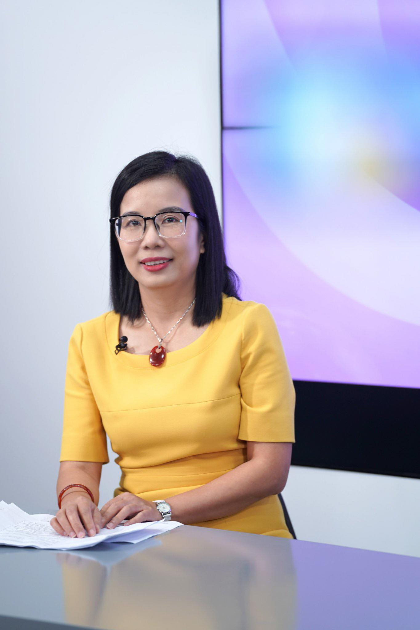 Bác sĩ CKII Bùi Thị Hồng Thúy - Phó khoa PHCN Bệnh viện Trung ương Quân đội 108. Bác sĩ CKII Bùi Thị Hồng Thúy - Phó khoa PHCN Bệnh viện Trung ương Quân đội 108.