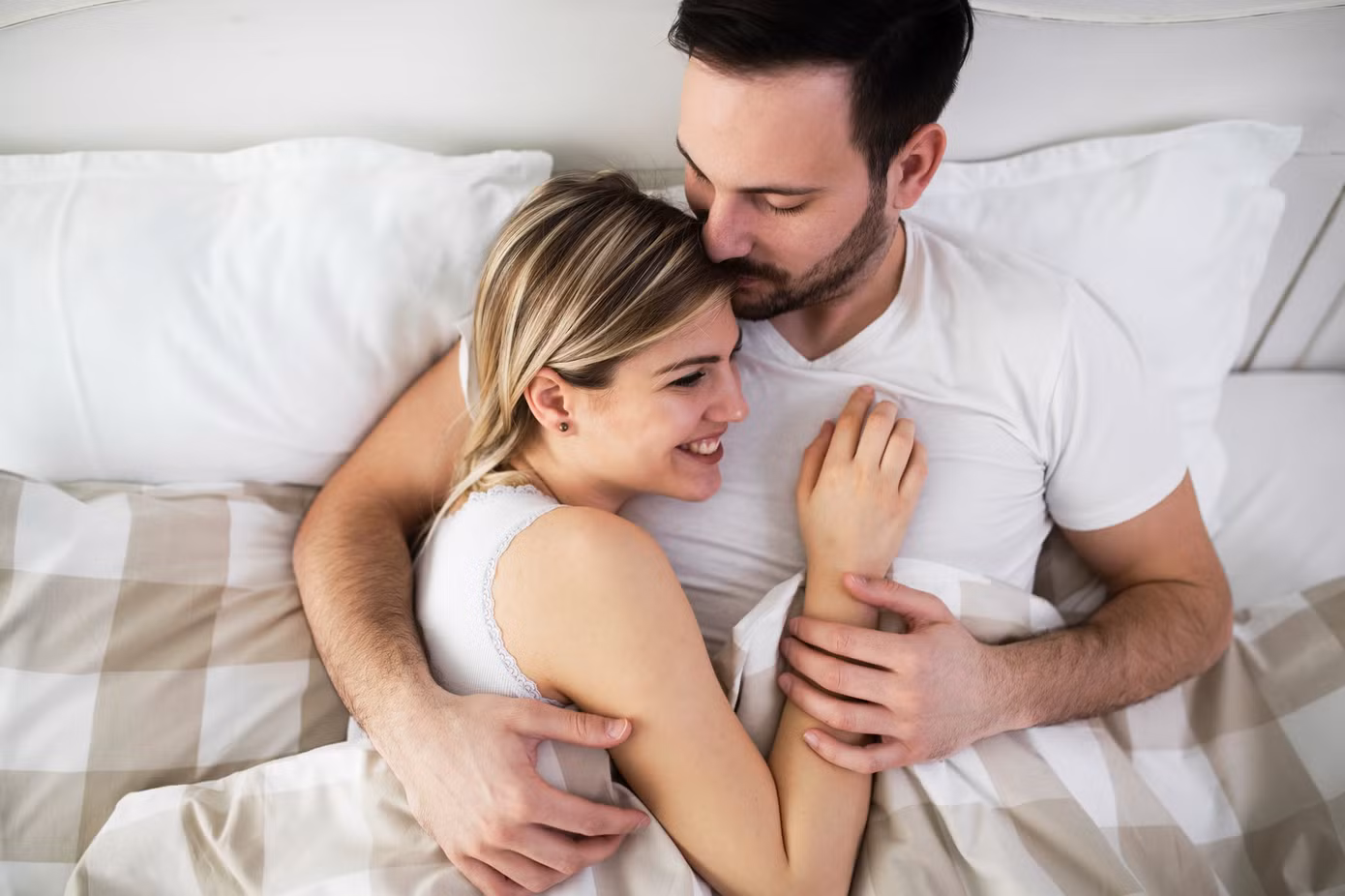 Sau phẫu thuật phụ khoa, cặp đôi nên áp dụng kỹ thuật và tư thế yêu thích hợp. Sau phẫu thuật phụ khoa, cặp đôi nên áp dụng kỹ thuật và tư thế yêu thích hợp.