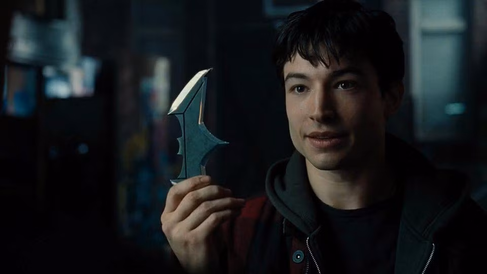 Nhân vật "The Flash" của nam diễn viên thậm chí còn được nhận xét là như bước ra từ truyện tranh. - Nguồn: Internet.