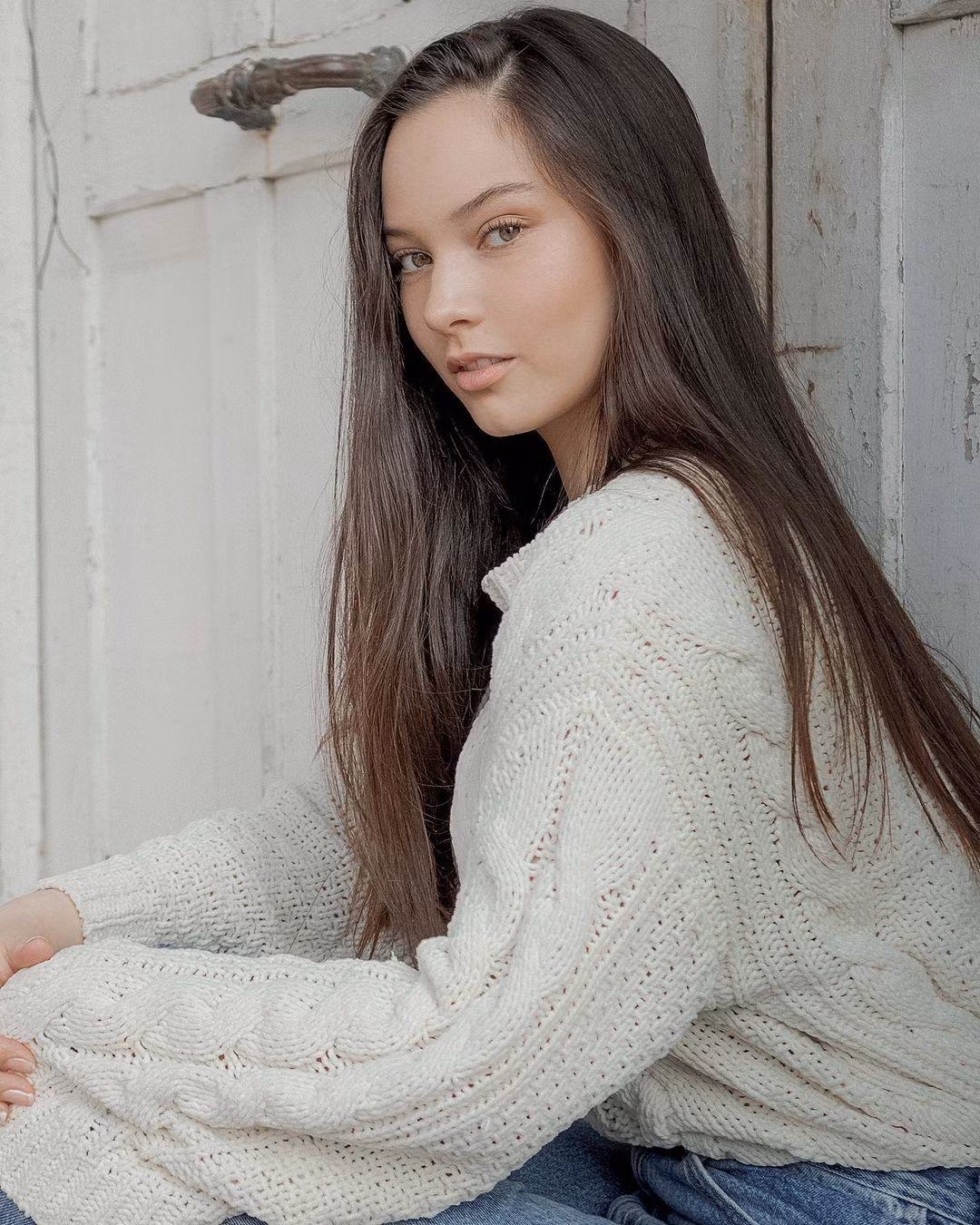 Chia sẻ về niềm vinh dự mới của mình, cô nói: "Chúng tôi phải luyện tập catwalk và thuyết trình trước đám đông, và cả điều hành một dự án xã hội. Mỗi cuộc thi đều có mục đích của nó, cuộc thi của tôi có một phương châm quốc tế là: ‘Vẻ đẹp vì mục đích cao cả".