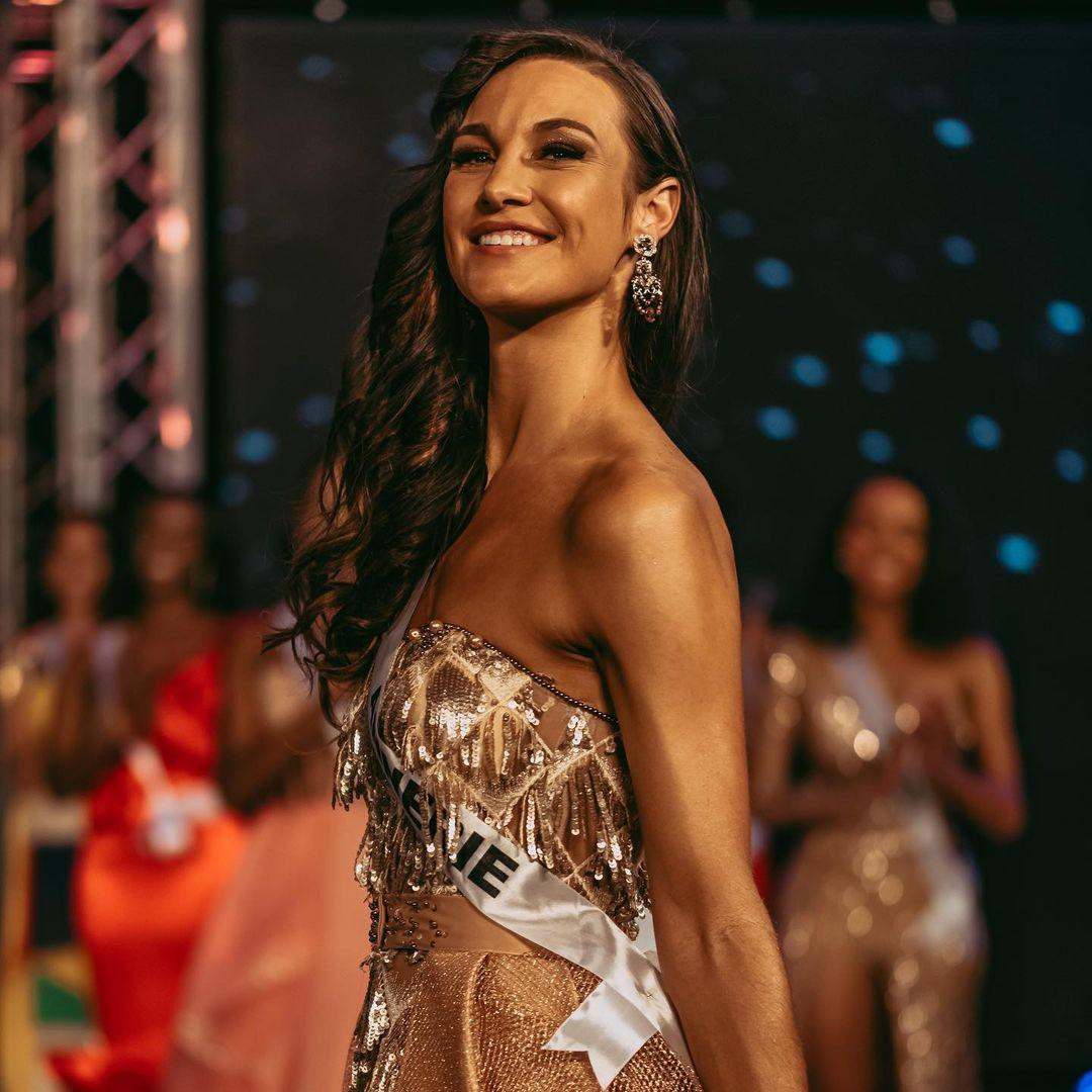 Cô sẽ trở thành người phụ nữ Namibia thứ 20 đại diện cho quốc gia này tham dự cuộc thi Miss World 2021 vào tháng 11 tới tại Puerto Rico cùng với Hoa hậu Đỗ Thị Hà.
