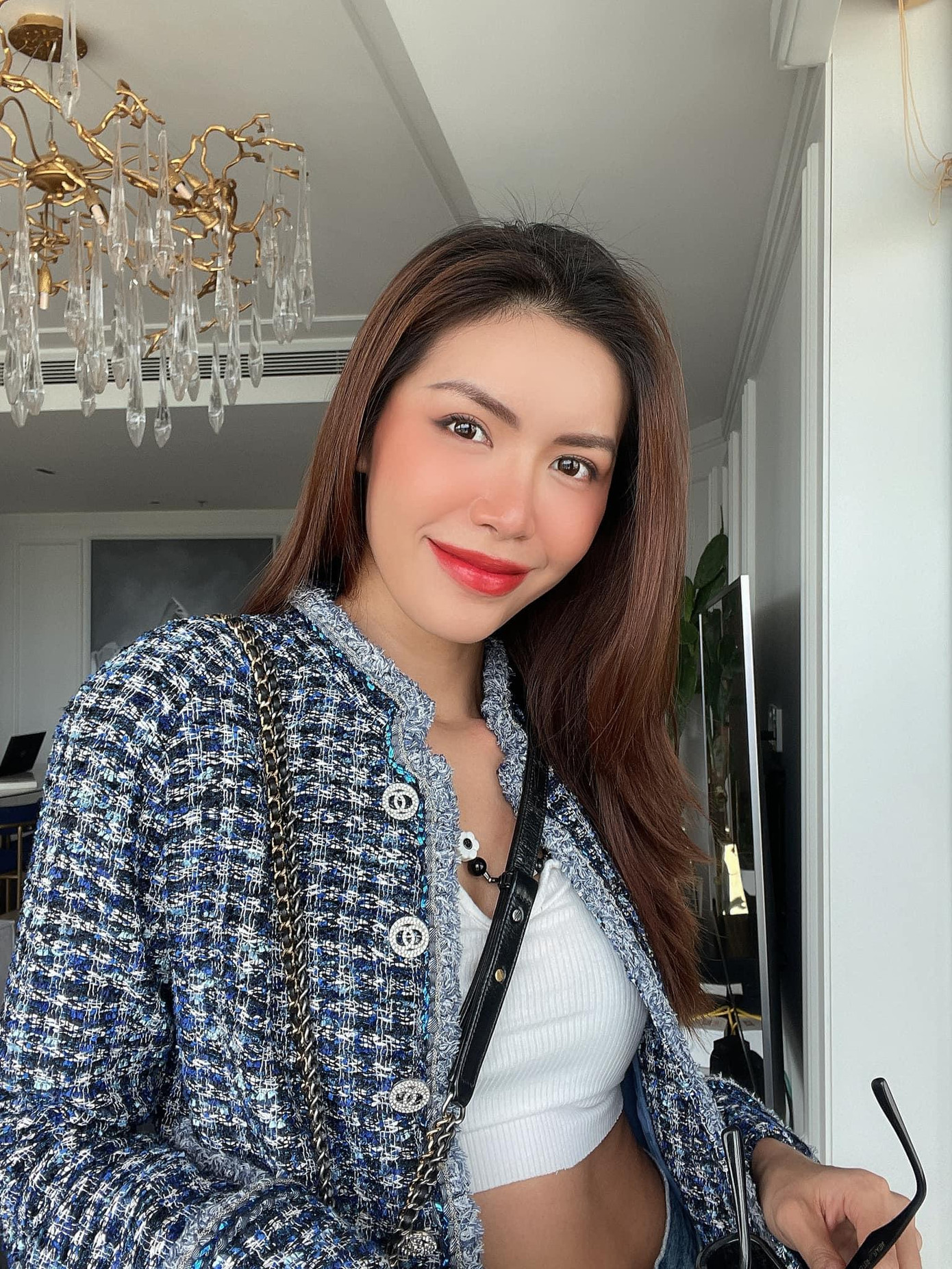 Hoa hậu Siêu quốc gia Việt Nam 2018 mỗi ngày một bộ đồ khoe cá tính khi ở nhà thực hiện giãn cách xã hội. Hoa hậu Siêu quốc gia Việt Nam 2018 mỗi ngày một bộ đồ khoe cá tính khi ở nhà thực hiện giãn cách xã hội.