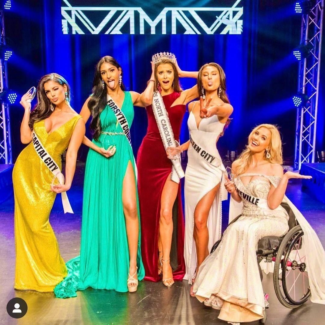 Cô từng tham gia các cuộc thi Miss Wheelchair USA 2016, Queen Beauty Alaska 2019.