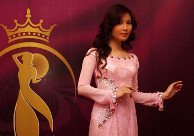 Sau cuộc thi này, Diễm My tiếp tục đăng ký tham dự cuộc thi Hoa hậu thế giới người Việt 2010. Ở thời điểm này, cô tròn 20 tuổi và đã hoàn thiện thêm vẻ ngoài của mình.