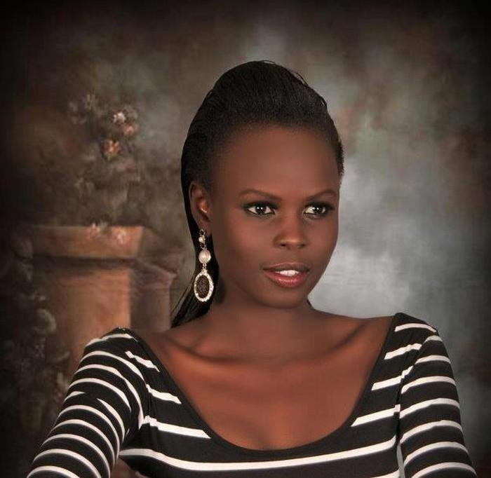 Atong DeMach - nhan sắc đại diện cho Nam Sudan tại Miss World 2012 - trở thành Hoa hậu của các Hoa hậu trong cuộc bình chọn Miss Grand Slam 2012. Atong cao 1,8 m và tốt nghiệp Đại học Juba - trường đại học hàng đầu của Nam Sudan. Người đẹp đã giành được thành tích xuất sắc khi đứng thứ tư chung cuộc tại Miss World 2012 tổ chức ở Trung Quốc. Atong cũng chiến thắng trong phần thi “Top Model” và giành điểm số cao trong cuộc phỏng vấn đầu tiên của Miss World 2012.