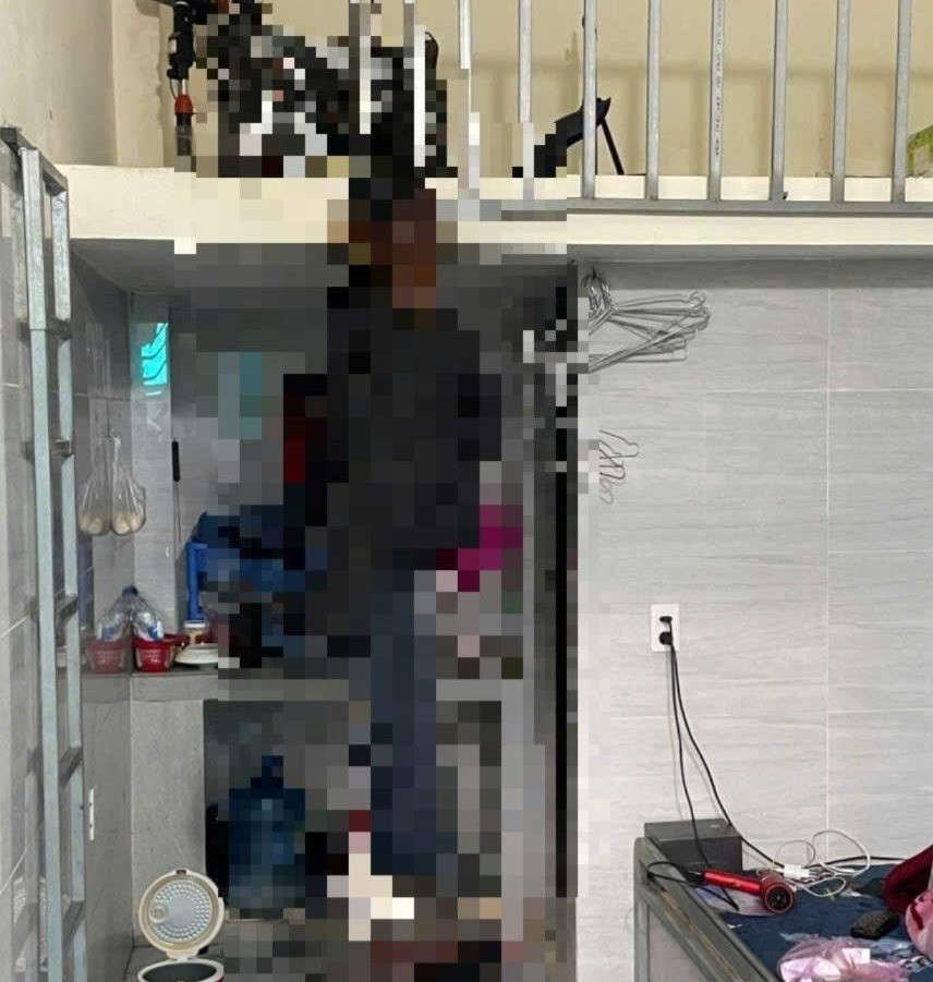 Hiện trường phát hiện thi thể nữ công nhân 19 tuổi. Hiện trường phát hiện thi thể nữ công nhân 19 tuổi.